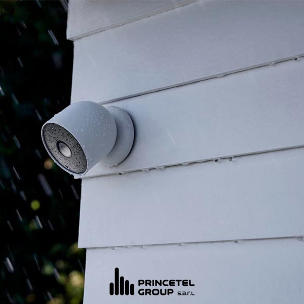 Google - Nest Cam Indoor/Outdoor Wire Free Security Camera - Snow - mobile shop in Hamra, Beirut, Lebanon. New and used phones, iPhone, Samsung, Huawei, Xiaomi, Oppo, Realme, Honor, Google Pixel, tablets, laptops, computers, and accessories. متجر موبايلات في الحمرا، بيروت، لبنان. هواتف جديدة ومستعملة، آيفون، سامسونج، هواوي، شاومي، أوبو، ريلمي، هونر، جوجل بيكسل، أجهزة لوحية، لابتوبات، كمبيوترات، واكسسوارات.