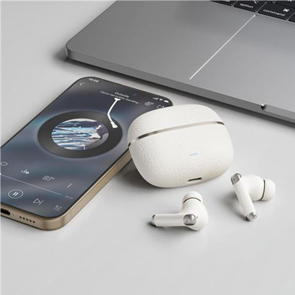 XO G33 White TWS Earbuds with Noise Cancellation - mobile shop in Hamra, Beirut, Lebanon. New and used phones, iPhone, Samsung, Huawei, Xiaomi, Oppo, Realme, Honor, Google Pixel, tablets, laptops, computers, and accessories. متجر موبايلات في الحمرا، بيروت، لبنان. هواتف جديدة ومستعملة، آيفون، سامسونج، هواوي، شاومي، أوبو، ريلمي، هونر، جوجل بيكسل، أجهزة لوحية، لابتوبات، كمبيوترات، واكسسوارات.