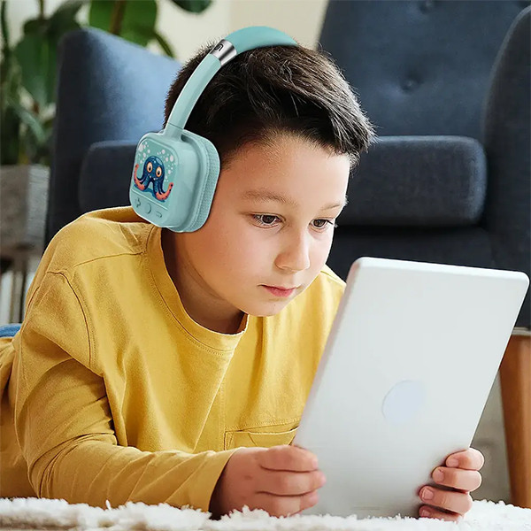 Porodo Soundtec Yotowave Kids Headphone - Bright - mobile shop in Hamra, Beirut, Lebanon. New and used phones, iPhone, Samsung, Huawei, Xiaomi, Oppo, Realme, Honor, Google Pixel, tablets, laptops, computers, and accessories. متجر موبايلات في الحمرا، بيروت، لبنان. هواتف جديدة ومستعملة، آيفون، سامسونج، هواوي، شاومي، أوبو، ريلمي، هونر، جوجل بيكسل، أجهزة لوحية، لابتوبات، كمبيوترات، واكسسوارات.
