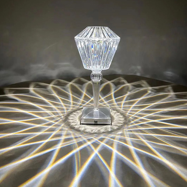 USB Charging Touch Lamp - mobile shop in Hamra, Beirut, Lebanon. New and used phones, iPhone, Samsung, Huawei, Xiaomi, Oppo, Realme, Honor, Google Pixel, tablets, laptops, computers, and accessories. متجر موبايلات في الحمرا، بيروت، لبنان. هواتف جديدة ومستعملة، آيفون، سامسونج، هواوي، شاومي، أوبو، ريلمي، هونر، جوجل بيكسل، أجهزة لوحية، لابتوبات، كمبيوترات، واكسسوارات.