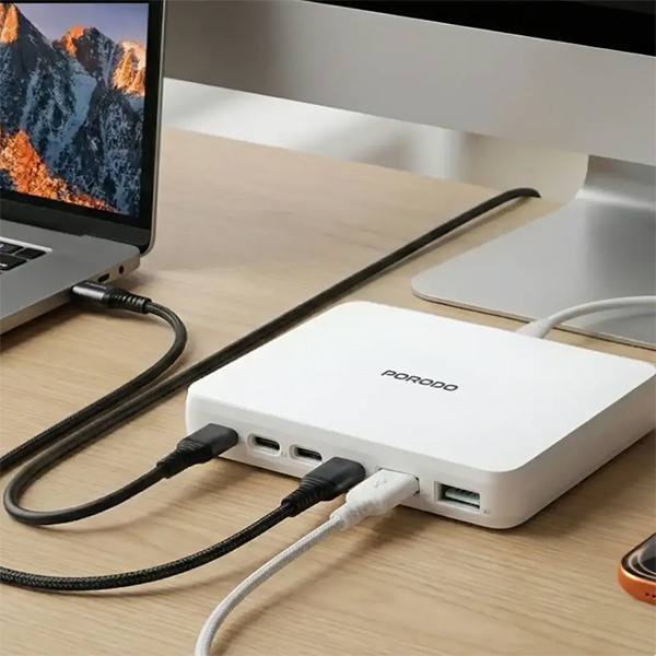 Porodo Unique 100W 4 Type C 2 USB A GaN Wall Charger with UK Plug - White - mobile shop in Hamra, Beirut, Lebanon. New and used phones, iPhone, Samsung, Huawei, Xiaomi, Oppo, Realme, Honor, Google Pixel, tablets, laptops, computers, and accessories. متجر موبايلات في الحمرا، بيروت، لبنان. هواتف جديدة ومستعملة، آيفون، سامسونج، هواوي، شاومي، أوبو، ريلمي، هونر، جوجل بيكسل، أجهزة لوحية، لابتوبات، كمبيوترات، واكسسوارات.