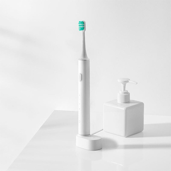 Xiaomi – Mi Electric Toothbrush - White - mobile shop in Hamra, Beirut, Lebanon. New and used phones, iPhone, Samsung, Huawei, Xiaomi, Oppo, Realme, Honor, Google Pixel, tablets, laptops, computers, and accessories. متجر موبايلات في الحمرا، بيروت، لبنان. هواتف جديدة ومستعملة، آيفون، سامسونج، هواوي، شاومي، أوبو، ريلمي، هونر، جوجل بيكسل، أجهزة لوحية، لابتوبات، كمبيوترات، واكسسوارات.